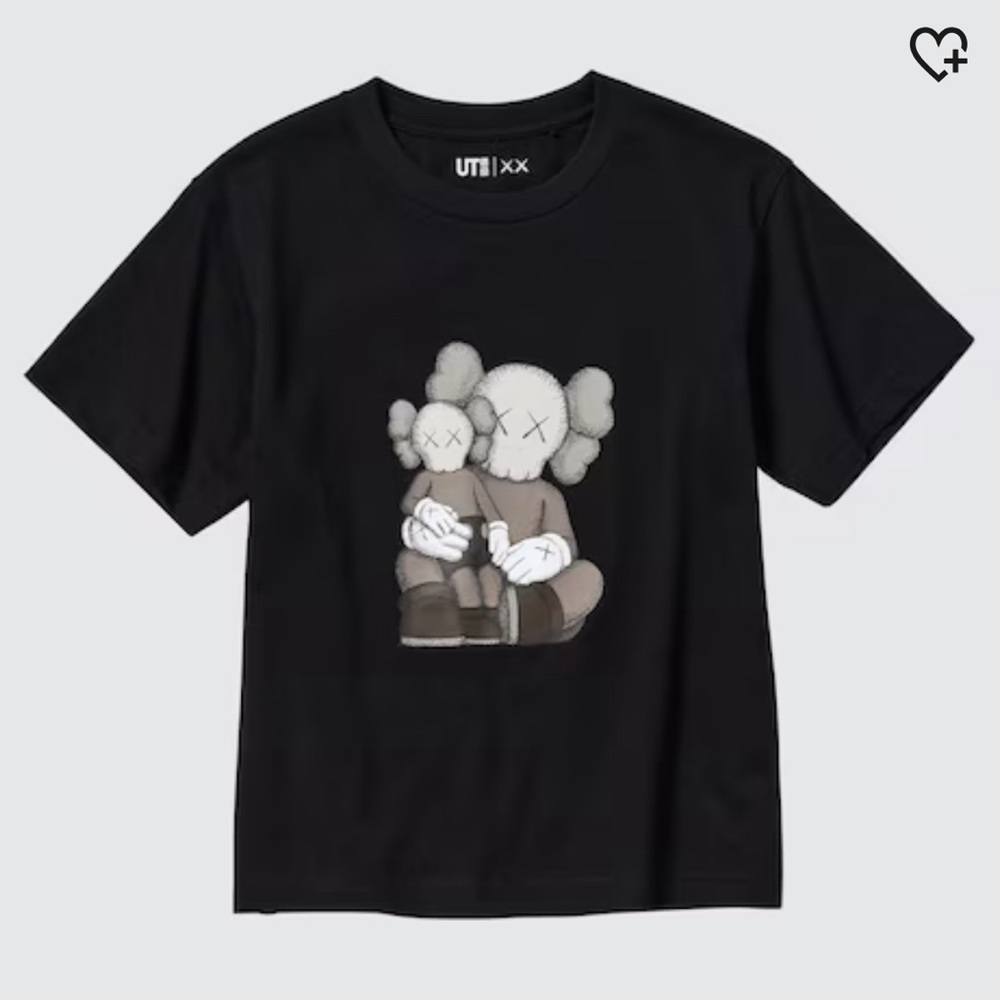 UNIQLO X KAWS graphic T shirt black in Medium